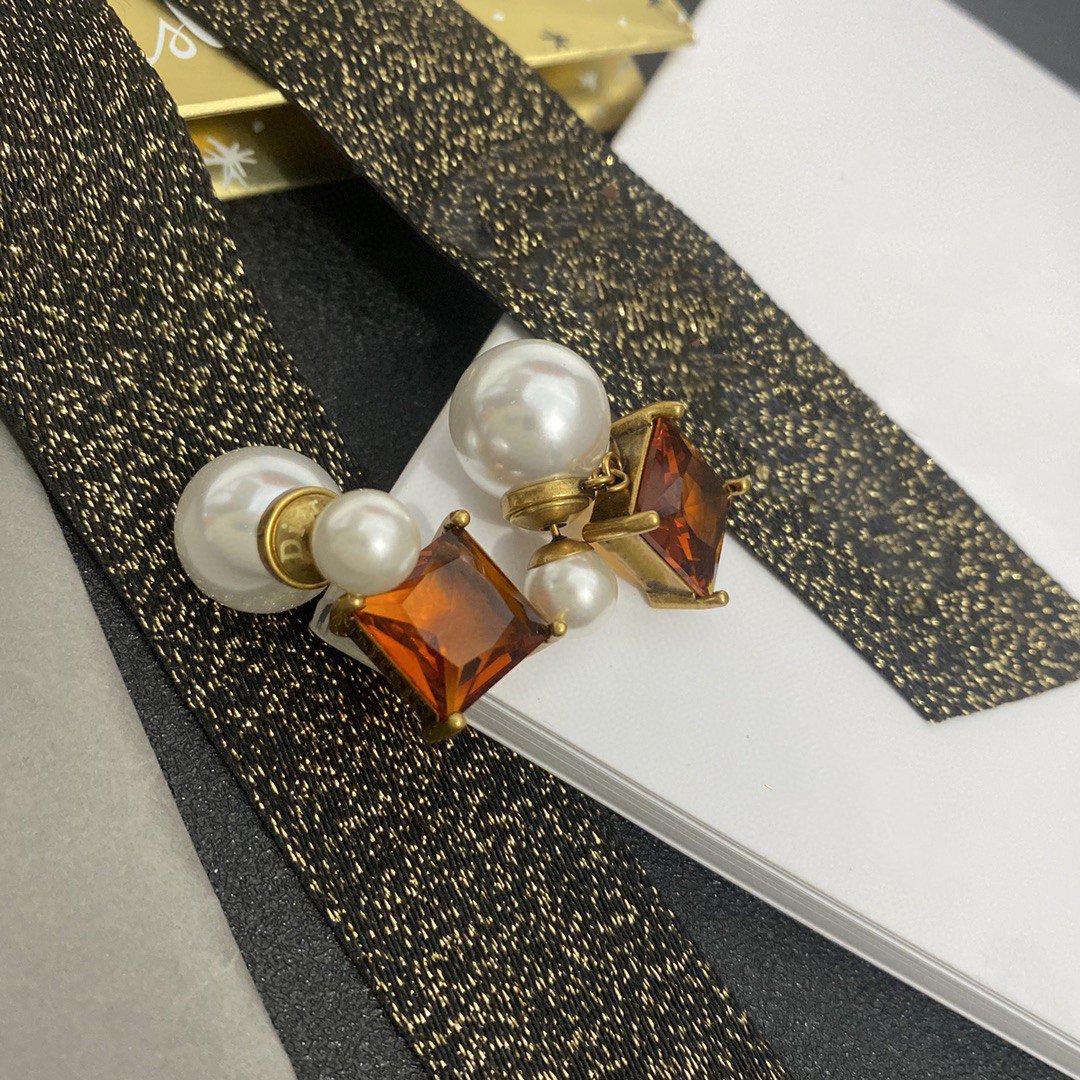 DIOR CD PEARL EARRINGS GOLD DIAMOND