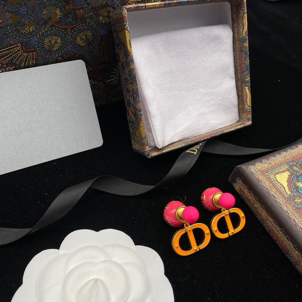 DIOR CD PEARL PINK GOLD EARRINGS