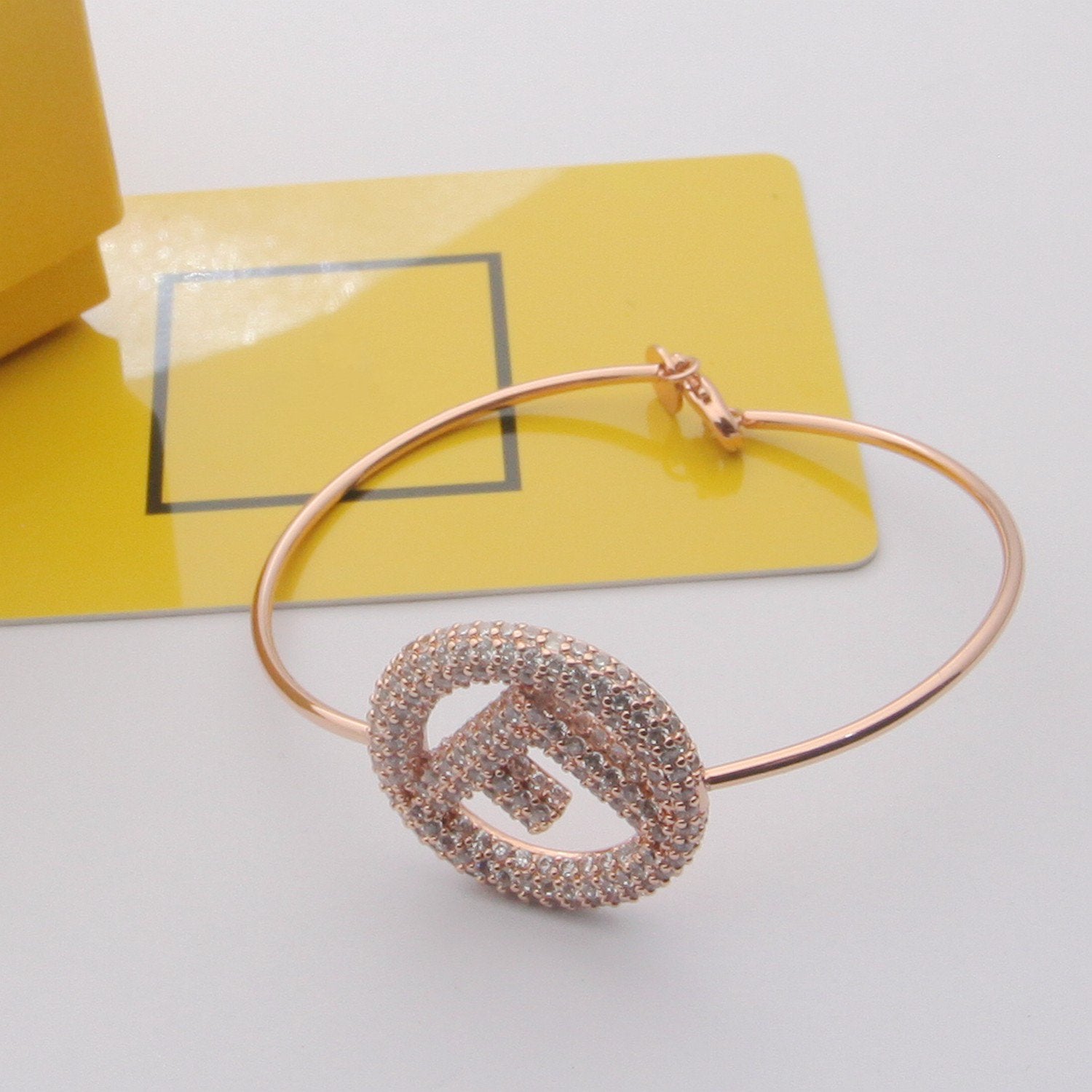 FENDI F BRACELET FULL DIAMOND