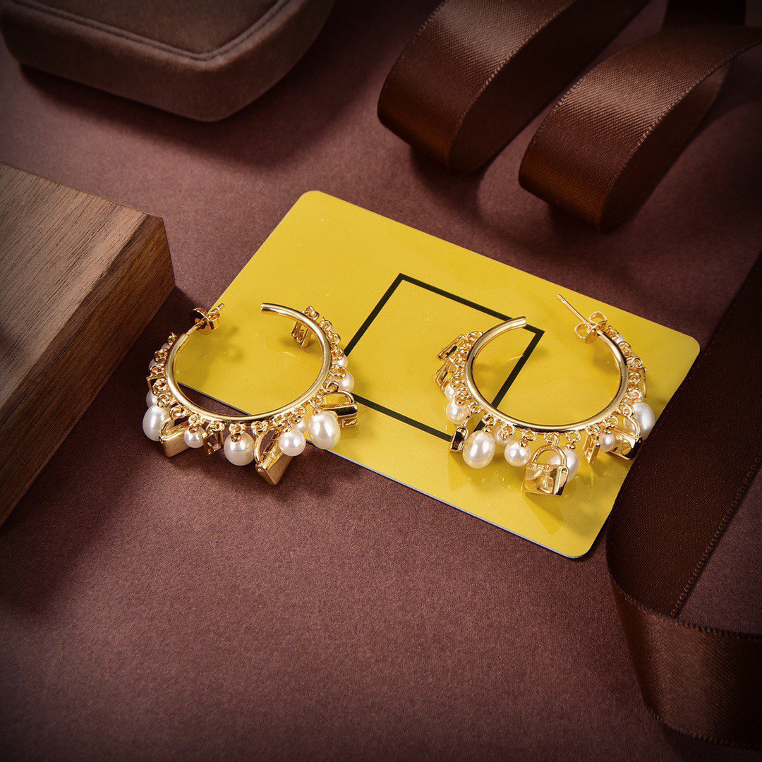 FENDI F BUCKLE PEARL GOLD EARRINGS