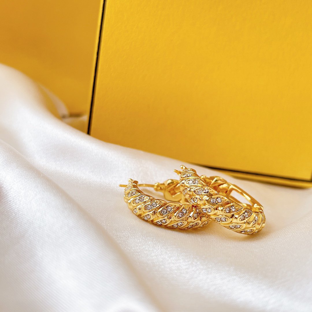 FENDI BAGUETTE SMALL EARRINGS GOLD DIAMOND