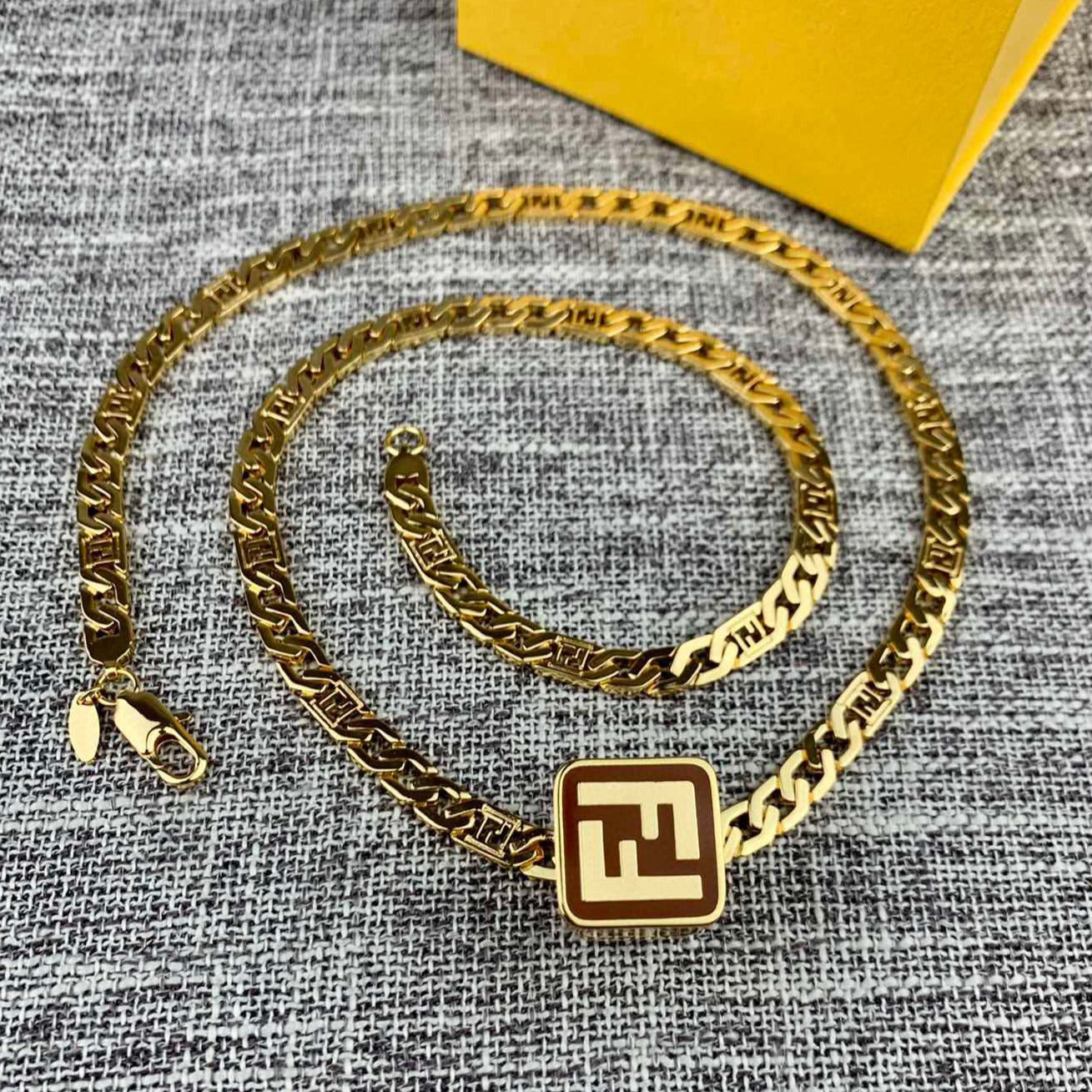 FENDI FOREVER FF GOLD NECKLACE
