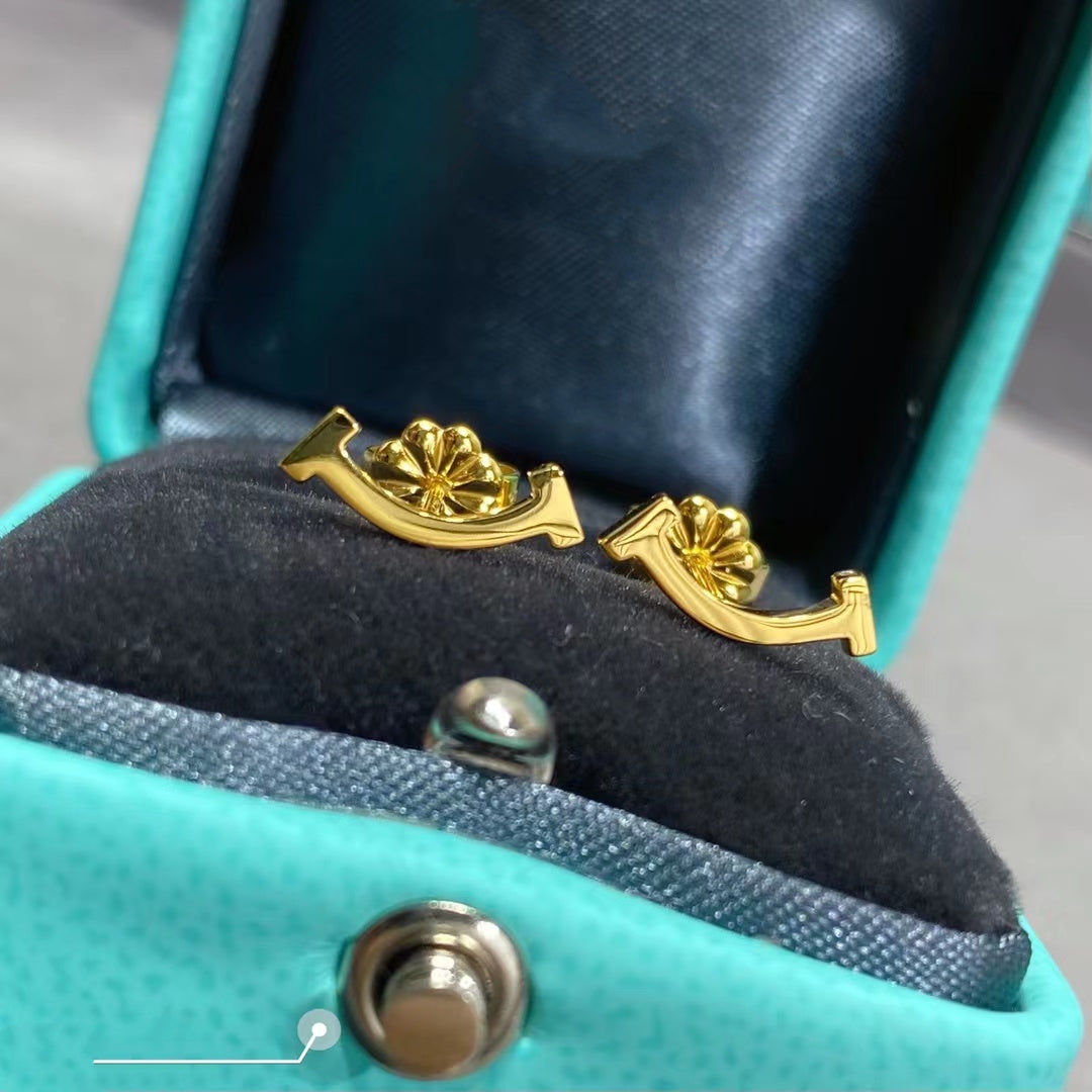 TIFFANY SMILE EARRINGS
