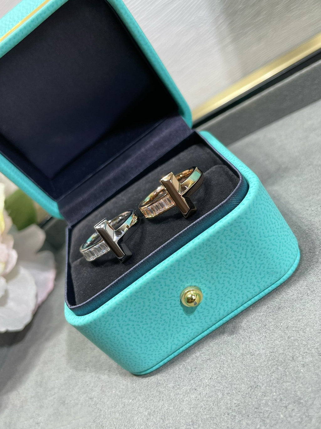 TIFFANY T1 WIDE 4.5MM DIAMOND RING