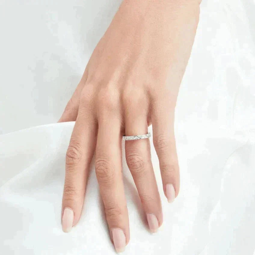 GRAFF GRAF LAURENCE SIGNATURE DIAMOND RING