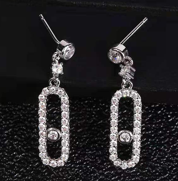 MESSIKA DORMEUSES MOVE UNO DIAMOND EARRINGS