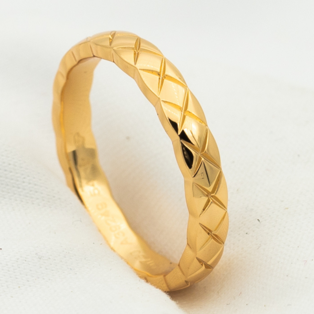 Chanel Crush Mini Classic Ring
