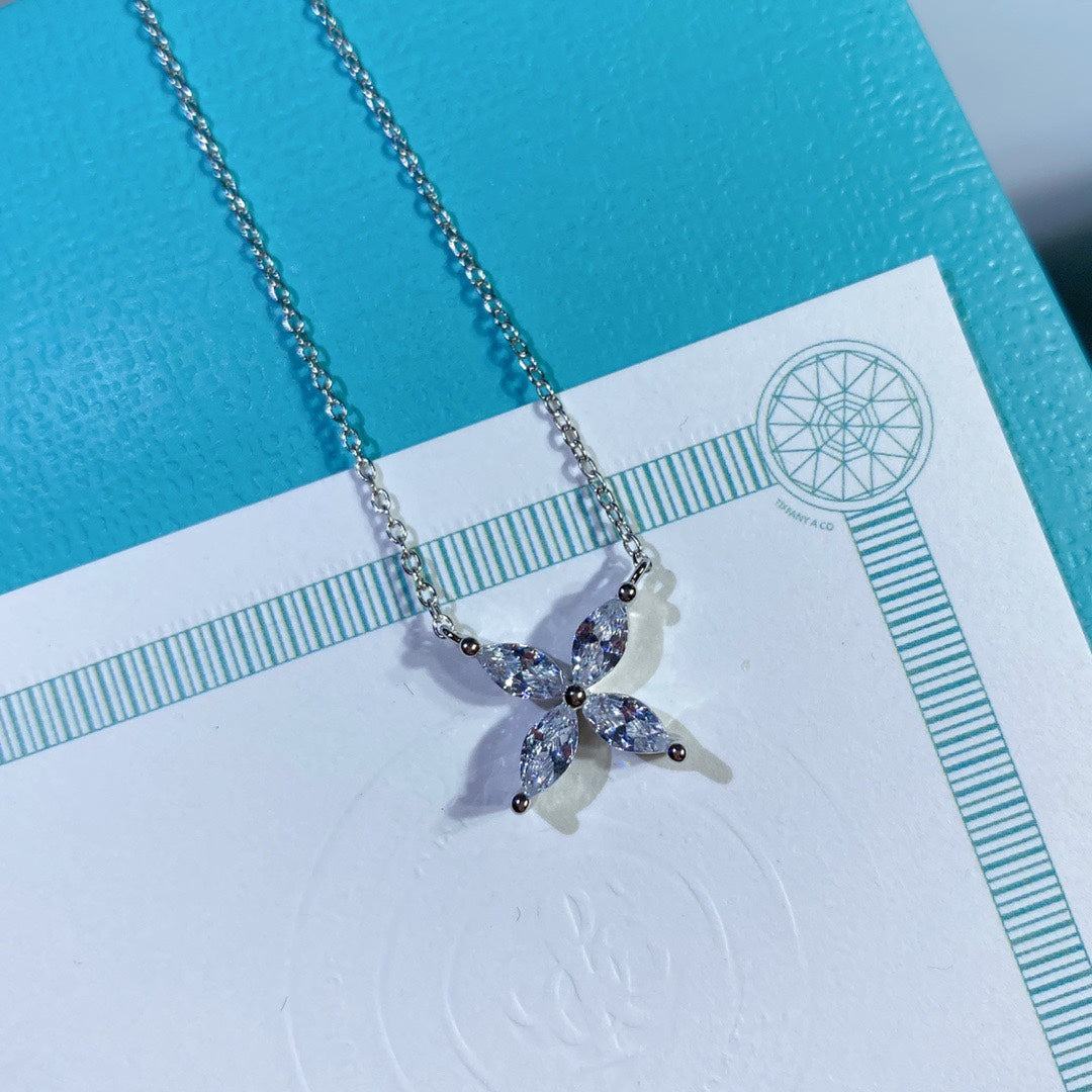 TIFFANY PLATINUM AND DIAMOND VICTORIA PENDANT NECKLACE