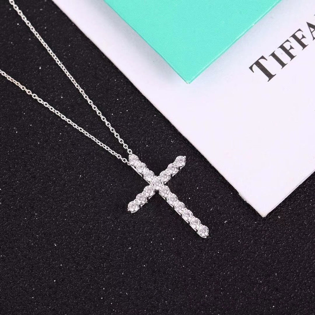 TIFFANY MOISSANITE STONE CROSS PENDANT NECKLACE SIMULATED DIAMOND CROSS CHOKER