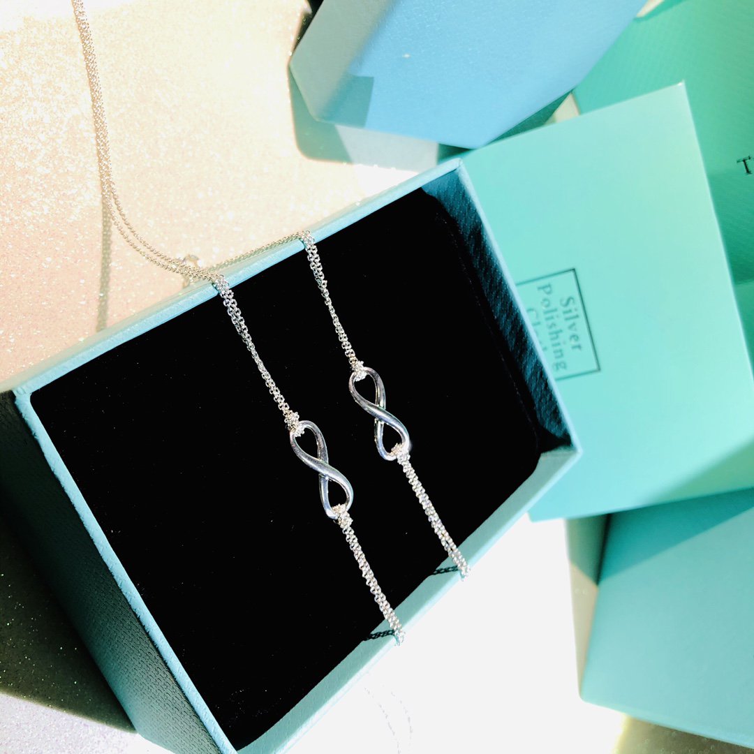 TIFFANY SILVER INFINITY DOUBLE CHAIN NECKLACE