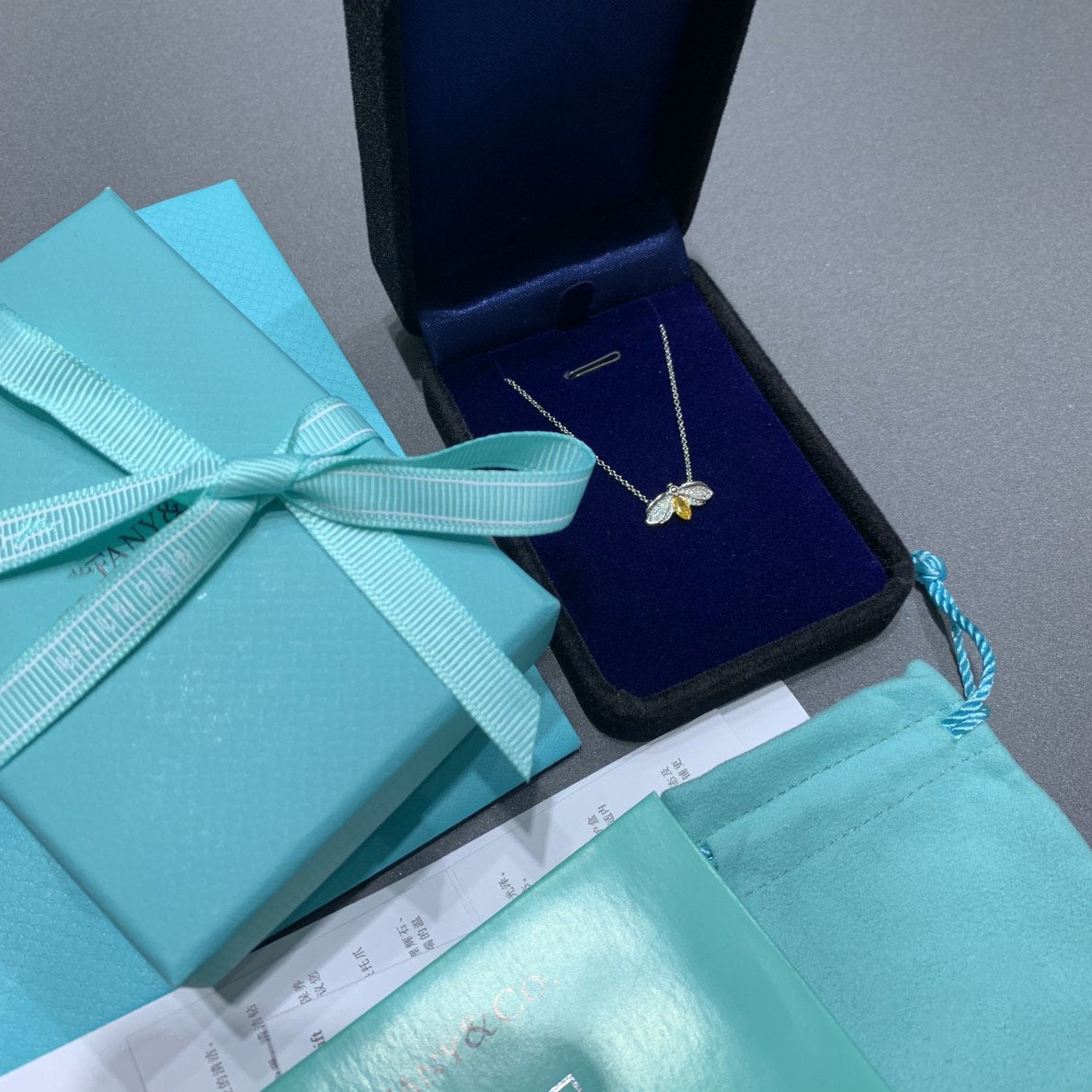 TIFFANY PAPER FLOWERS YELLOW DIAMOND FIREFLY PENDANT
