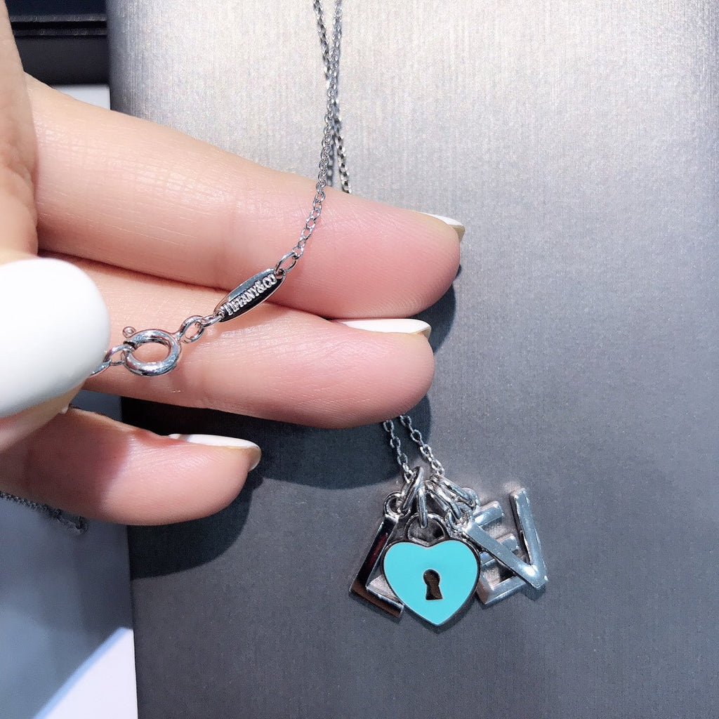 TIFFANY COLLAR LOVE PLATA NECKLACE