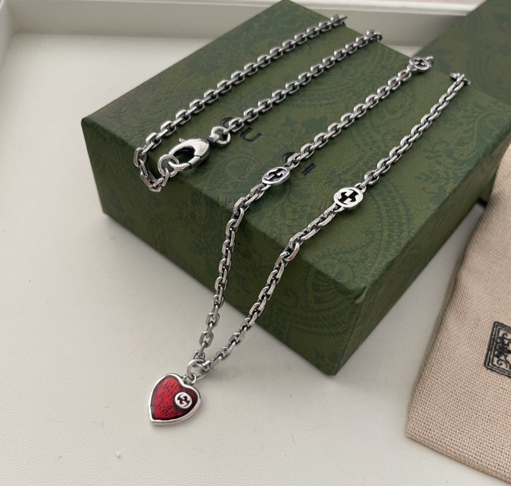 GUCCI GG HEARTS STERLING SILVER RED ENAMEL PENDANT NECKLACE