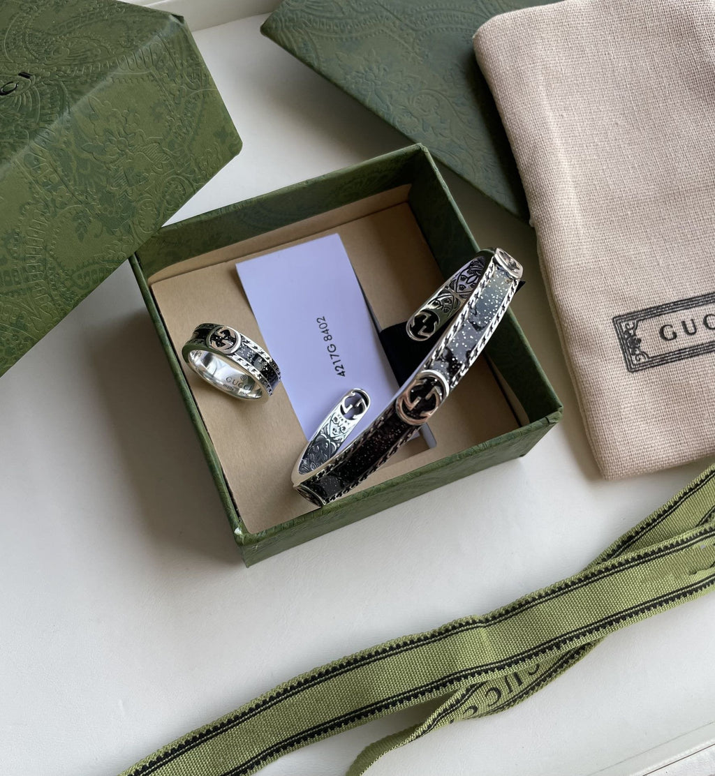 GUCCI GG INTERLOCKING G ENAMEL CUFF BRACELET SILVER & BLACK