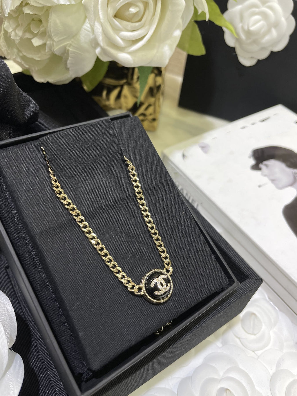 Chanel Double C Onyx Necklace Gold Diamond