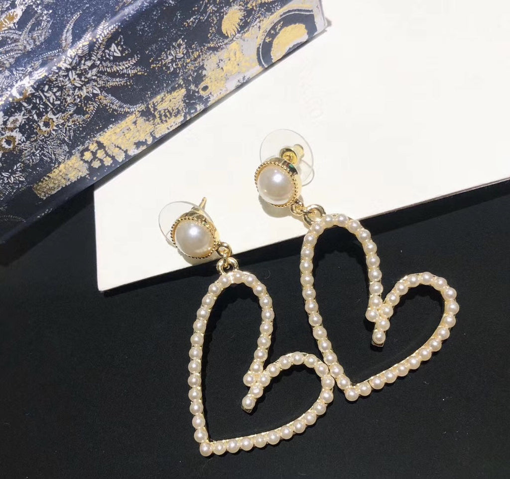 DIOR PEARL GOLD PLATED OPEN HEART EARRINGS