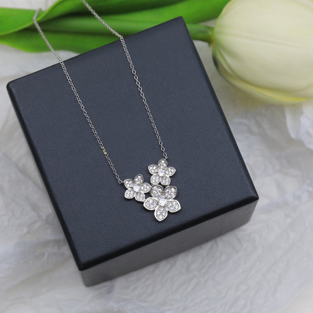 GRAFF WILD FLOWER SILVER DIAMOND CLUSTER NECKLACE