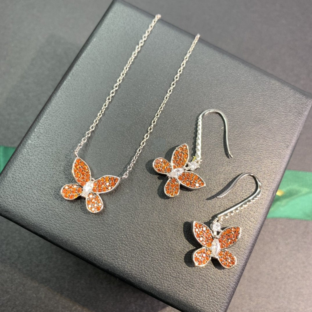 GRAFF BUTTERFLY ORANGE DIAMOND PAVED NECKLACE