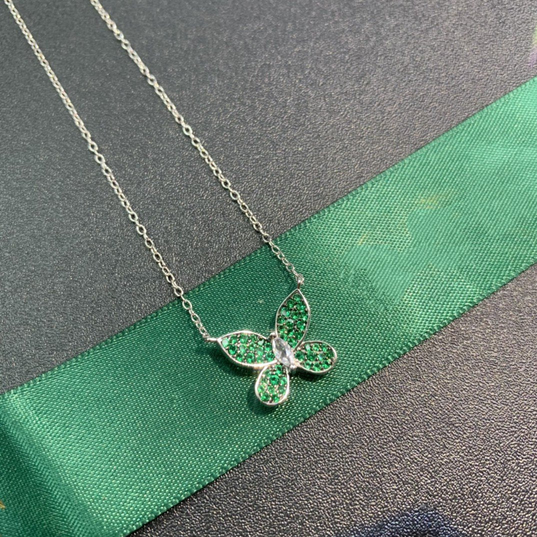 GRAFF BUTTERFLY GREEN DIAMOND PAVED NECKLACE