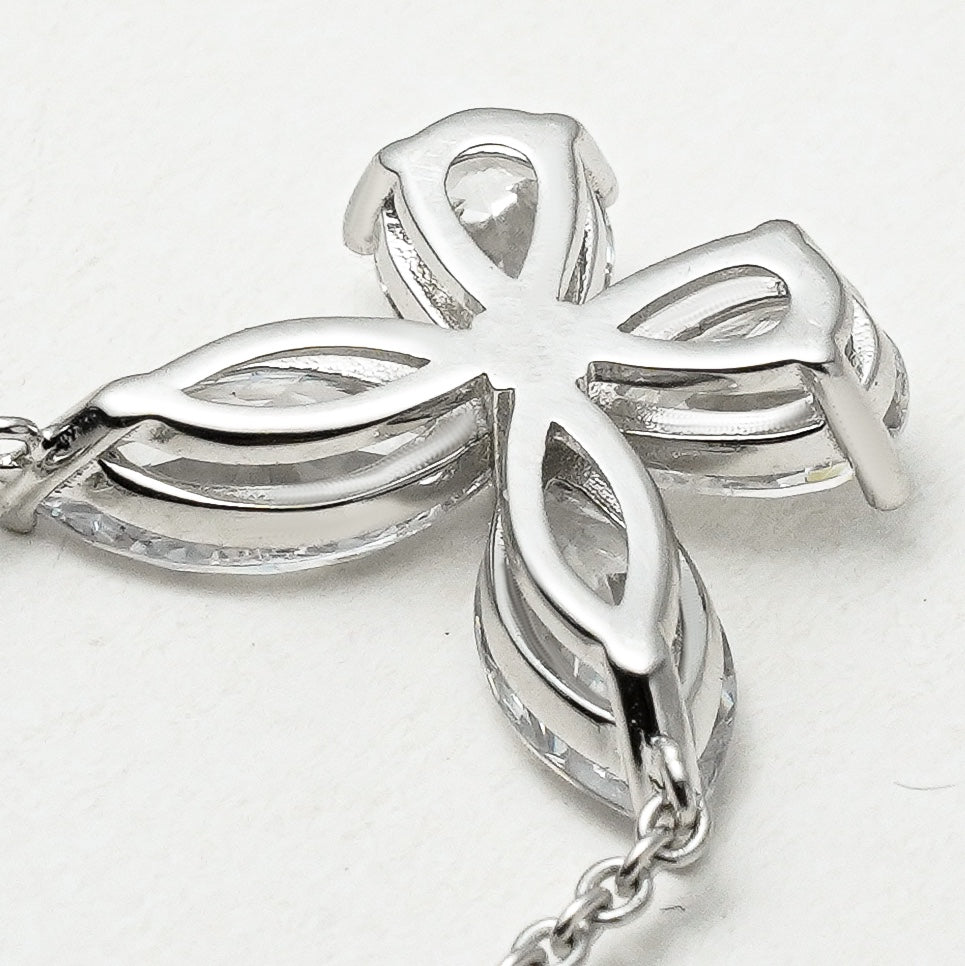GRAFF CLASSIC BUTTERFLY SILVER DIAMOND NECKLACE