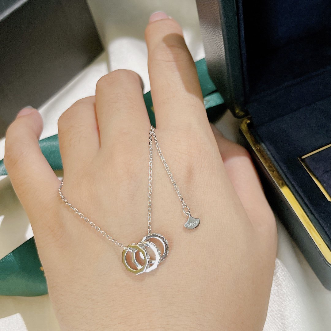 GRAFF LAURENCE SIGNATURE TRIPLE PAVED SILVER DIAMOND NECKLACE