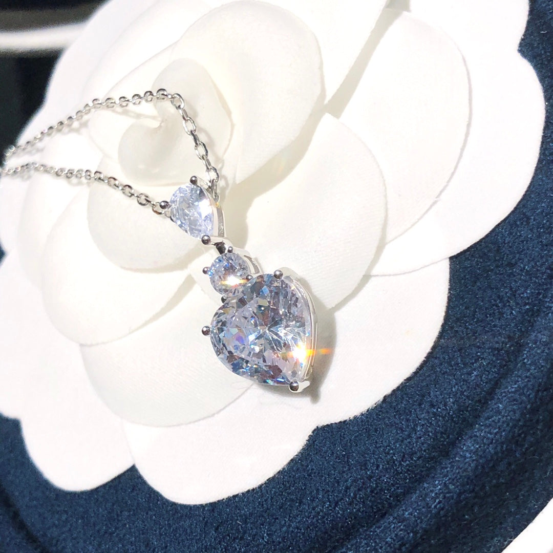 GRAFF HEART WATER SILVER DIAMOND PAVED NECKLACE