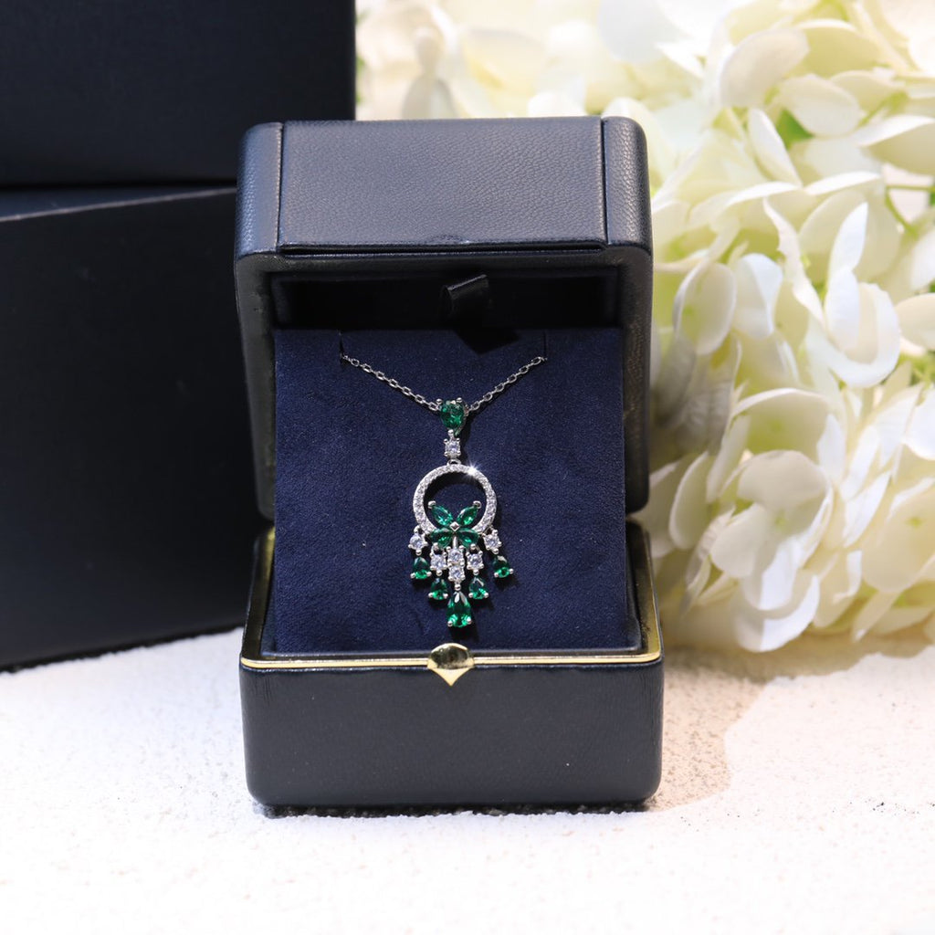 GRAFF BUTTERFLY CHANDELIER CLASSIC GREEN SILVER DIAMOND NECKLACE