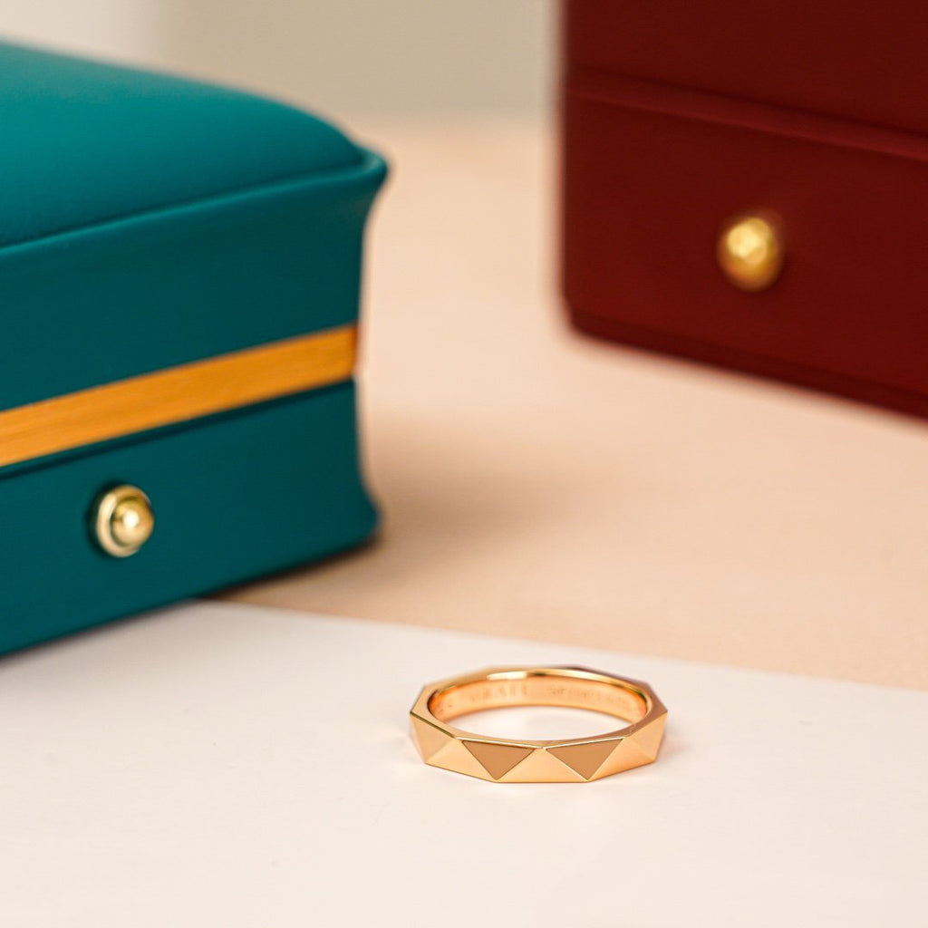 GRAFF LAURENCE SIGNATURE PINK GOLD RING