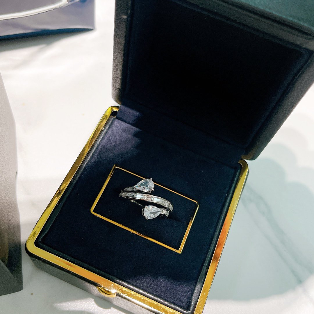 GRAFF DUET TRIPLE ROW SILVER DIAMOND RING