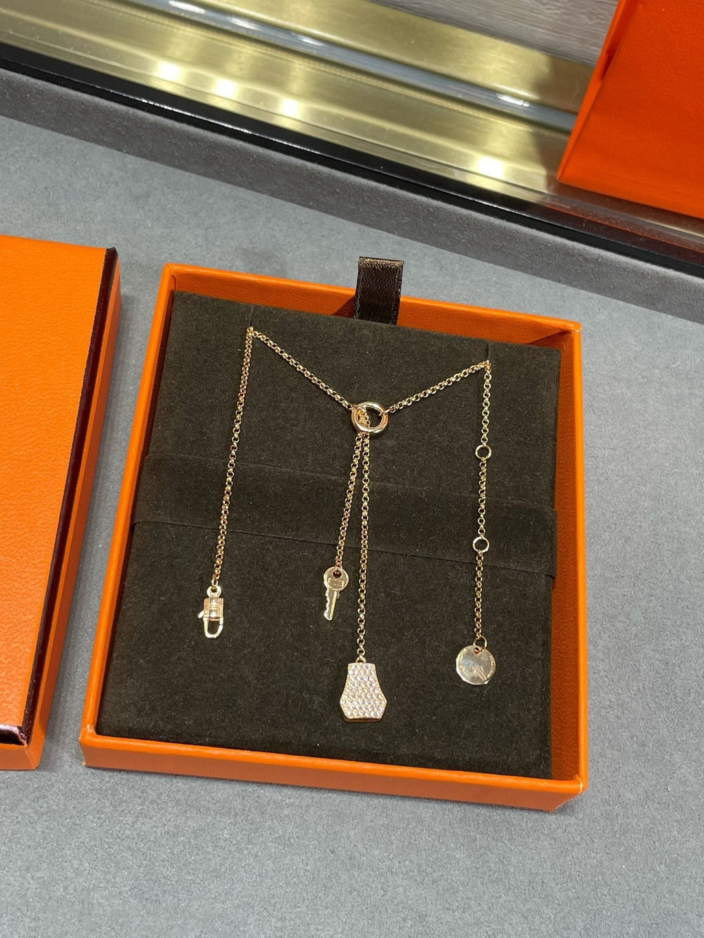 HERMES V GOLD MATERIAL HM LOCK KEY NECKLACE