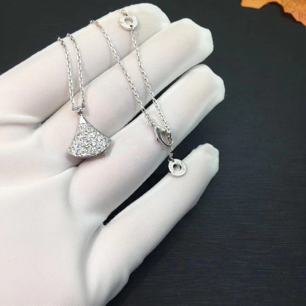 BVLGARI DREAM NECKLACE SILVER DIAMOND