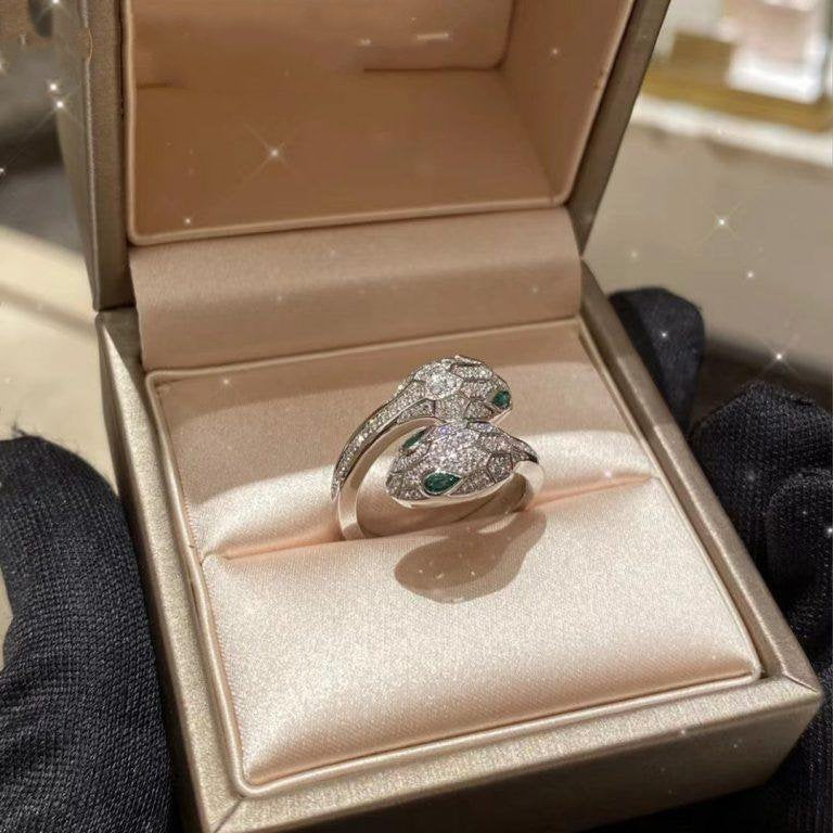 BVLGARI SERPENTI RING MALACHITE DIAMOND DOUBLE SNAKE