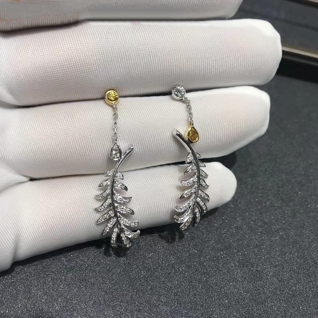 Plume De Chanel Earrings Silver Diamond