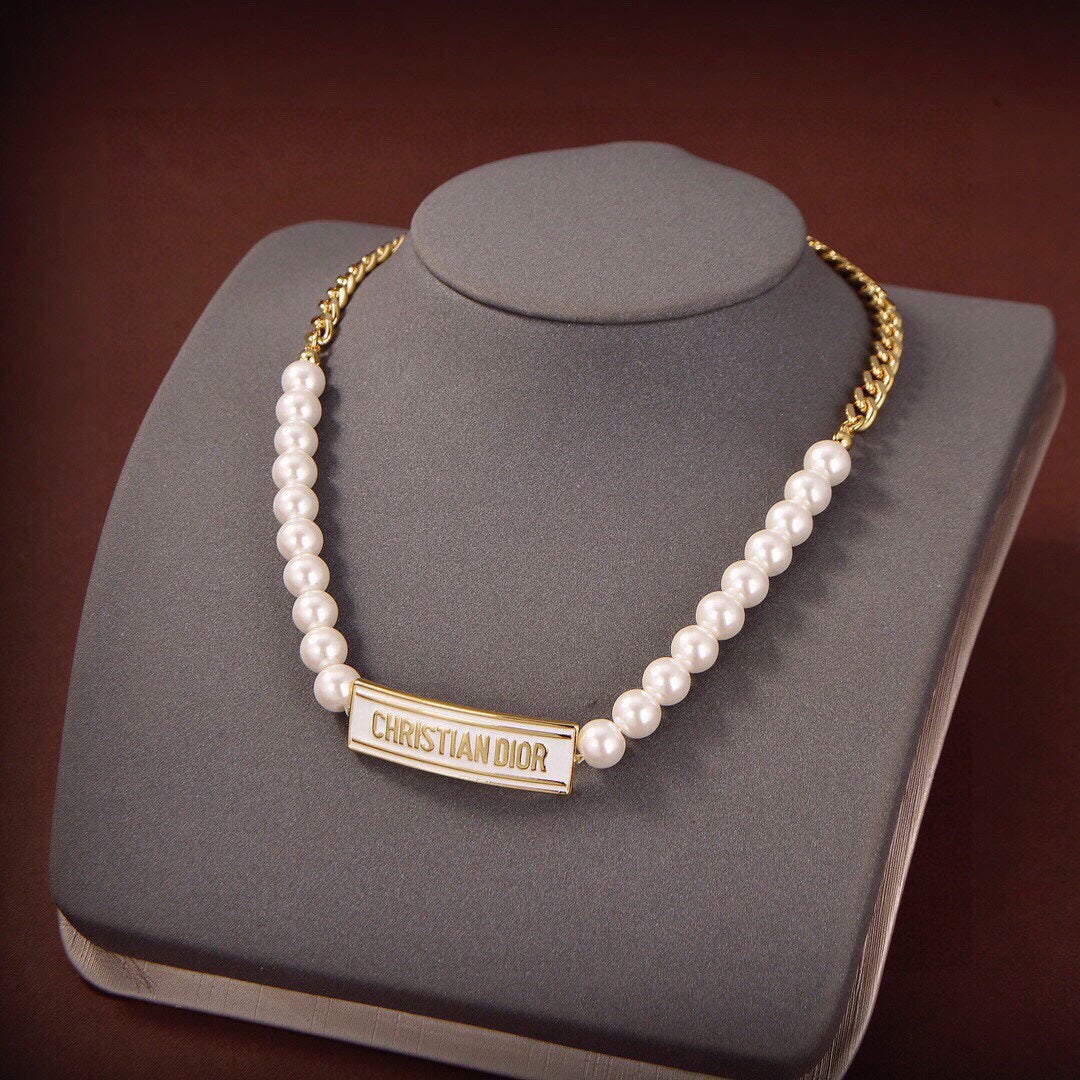 18K Dior 30 Montaigne Necklace