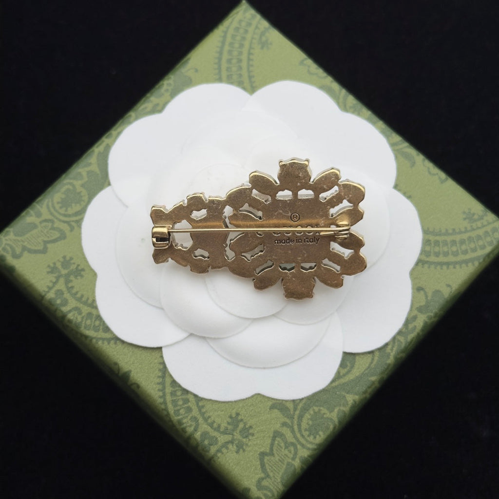 Gucci Brooch Gold 184401