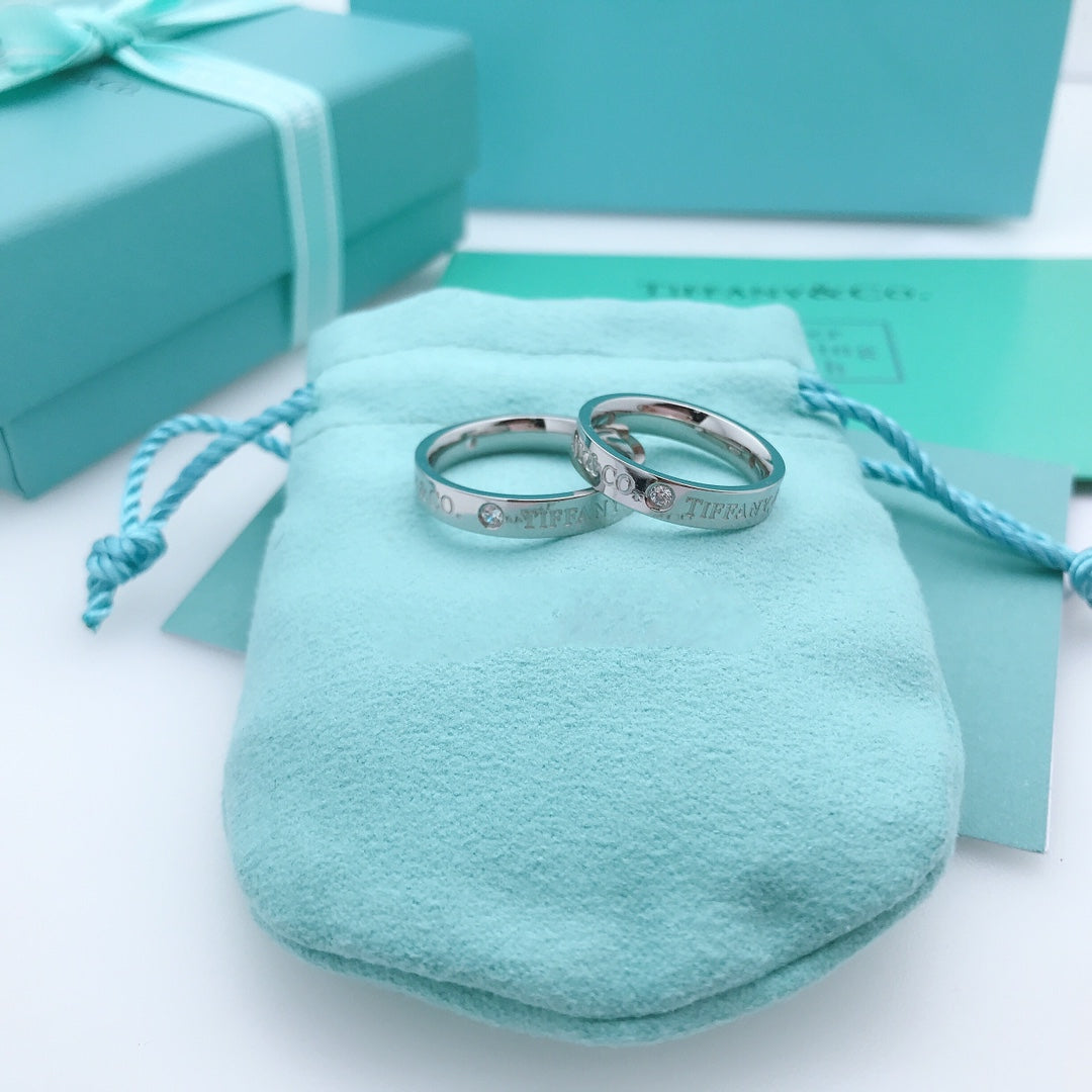 TIFFANY THREE-DIAMOND RING