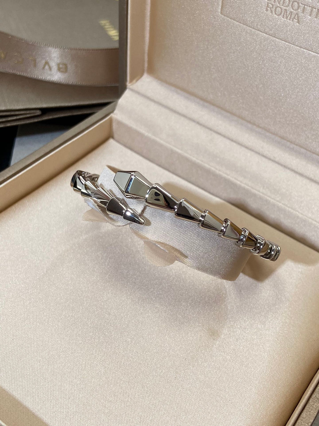 BVLGARI SERPENTI VIPER SILVER BRACELET