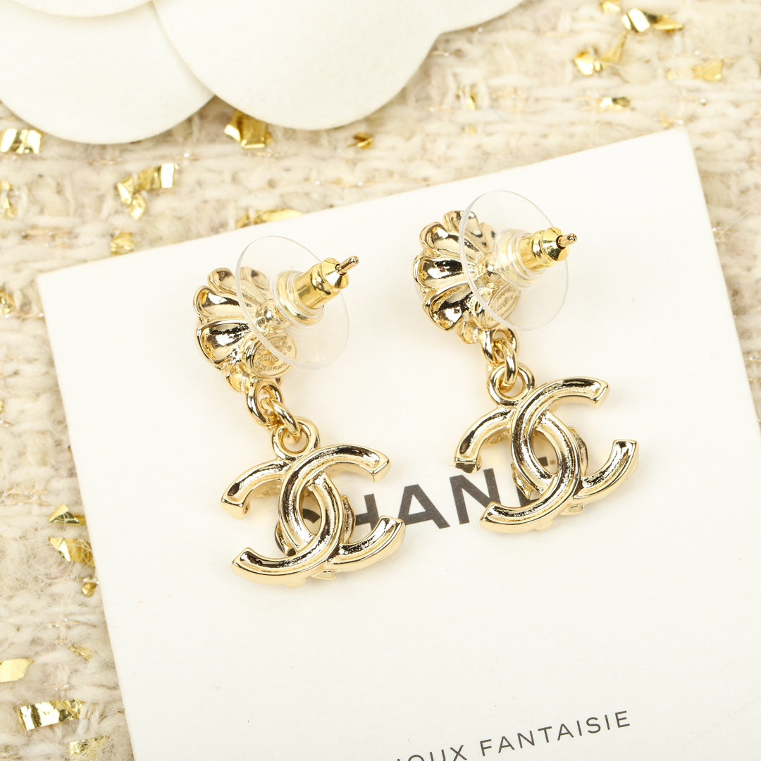 Sunflower Chanel Gold Mutil Diamonds Drop Earrings