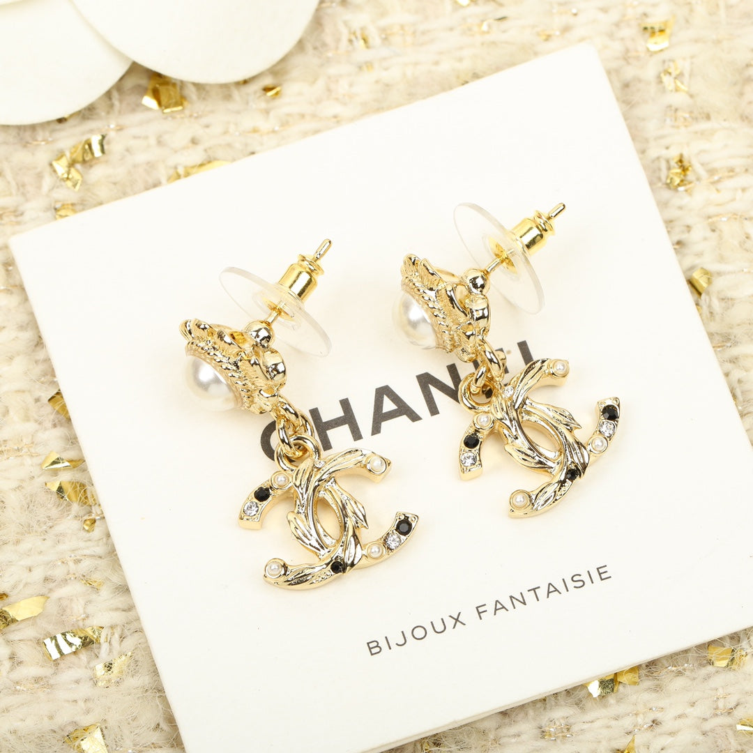 Sunflower Chanel Gold Mutil Diamonds Drop Earrings