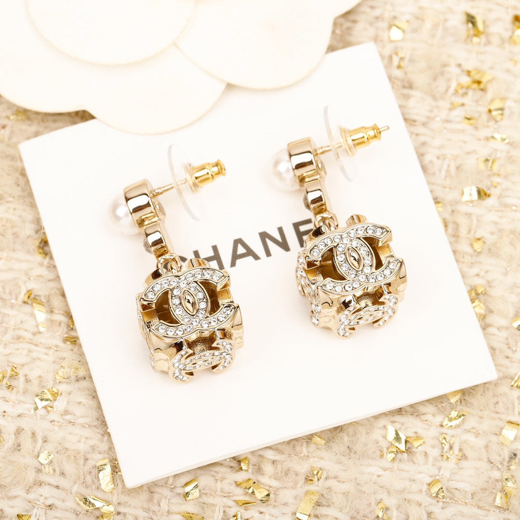 Chanel 23 Full Diamond Sieve Double C Gold Earrings
