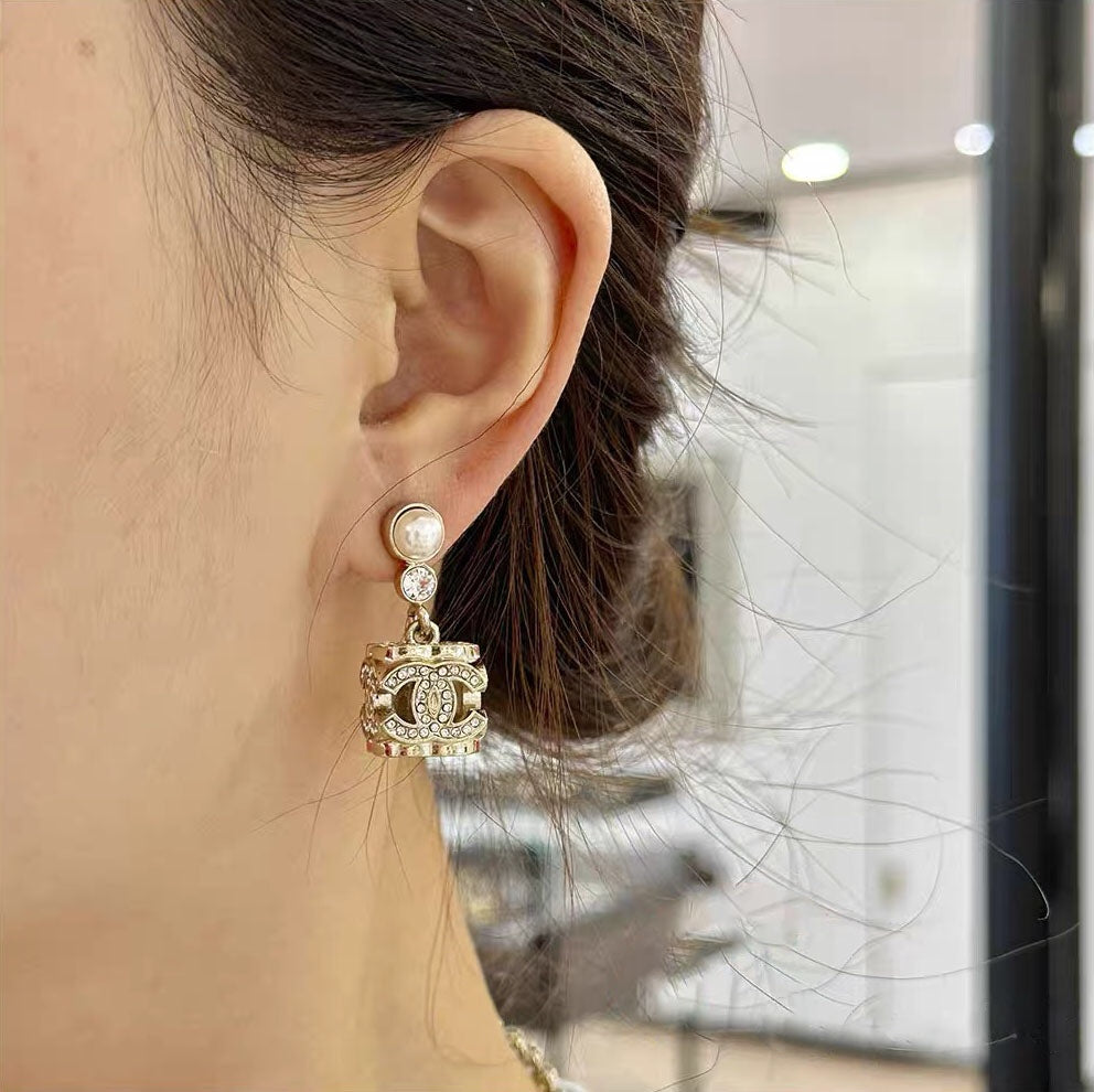 Chanel 23 Full Diamond Sieve Double C Gold Earrings