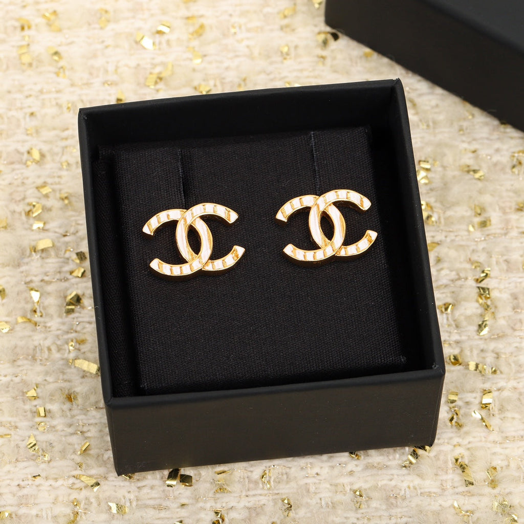 Chanel Oil Dripping Double C Earrings