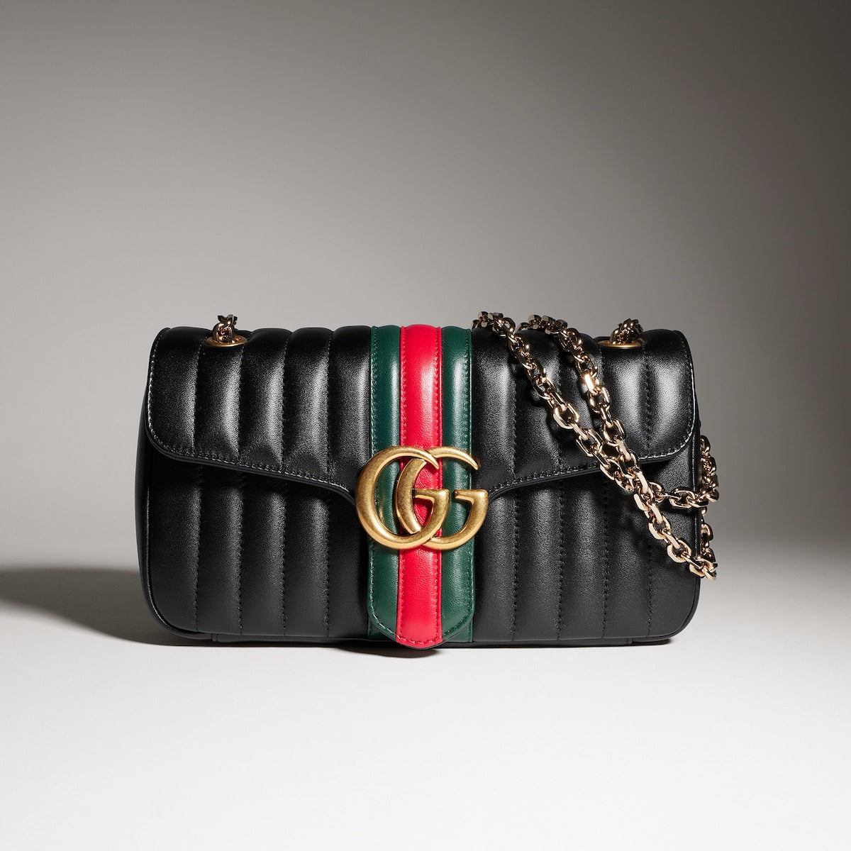 Gucci GG Marmont Shoulder Bag – A005XW