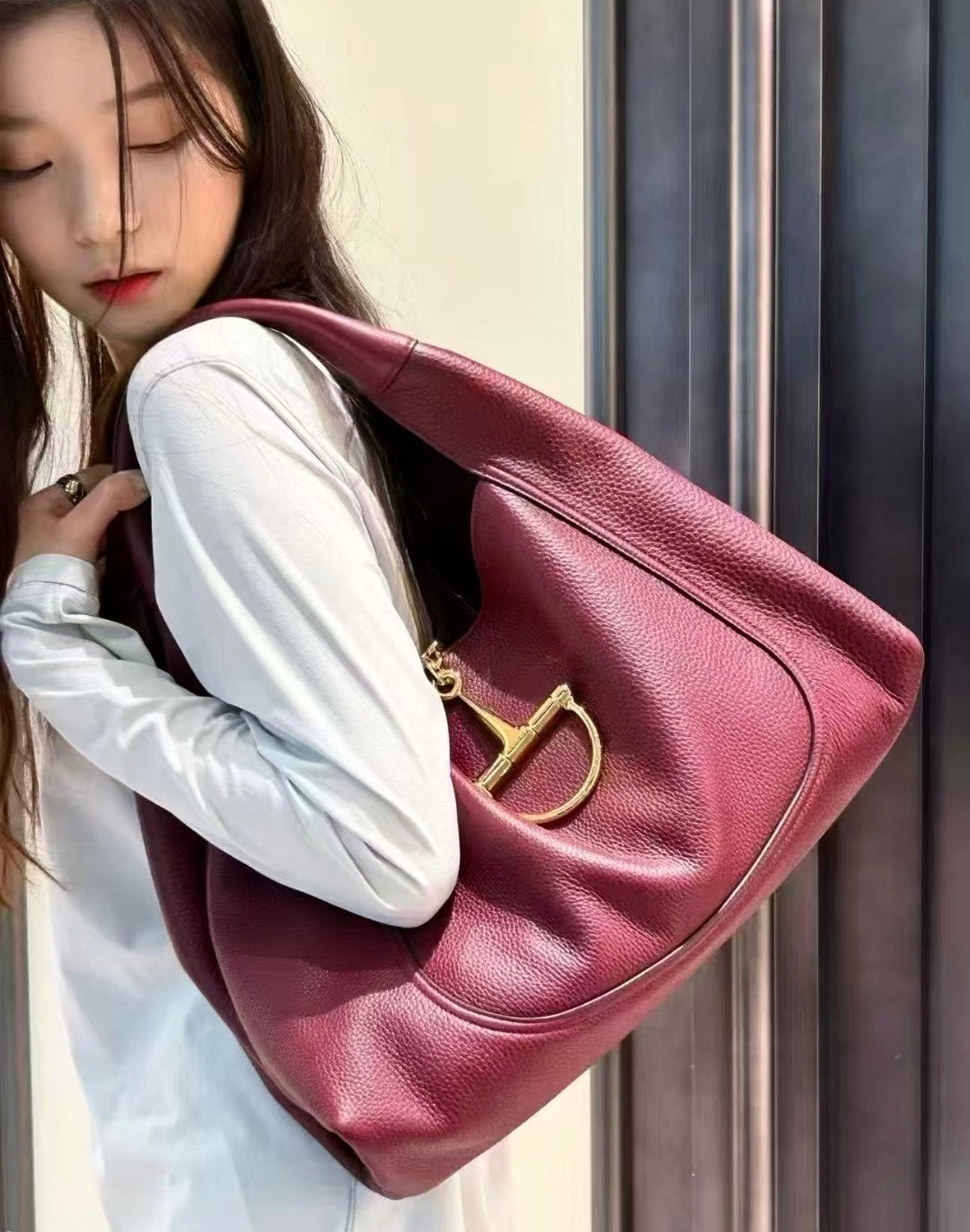 Gucci Softbit Large Shoulder Bag – 837466