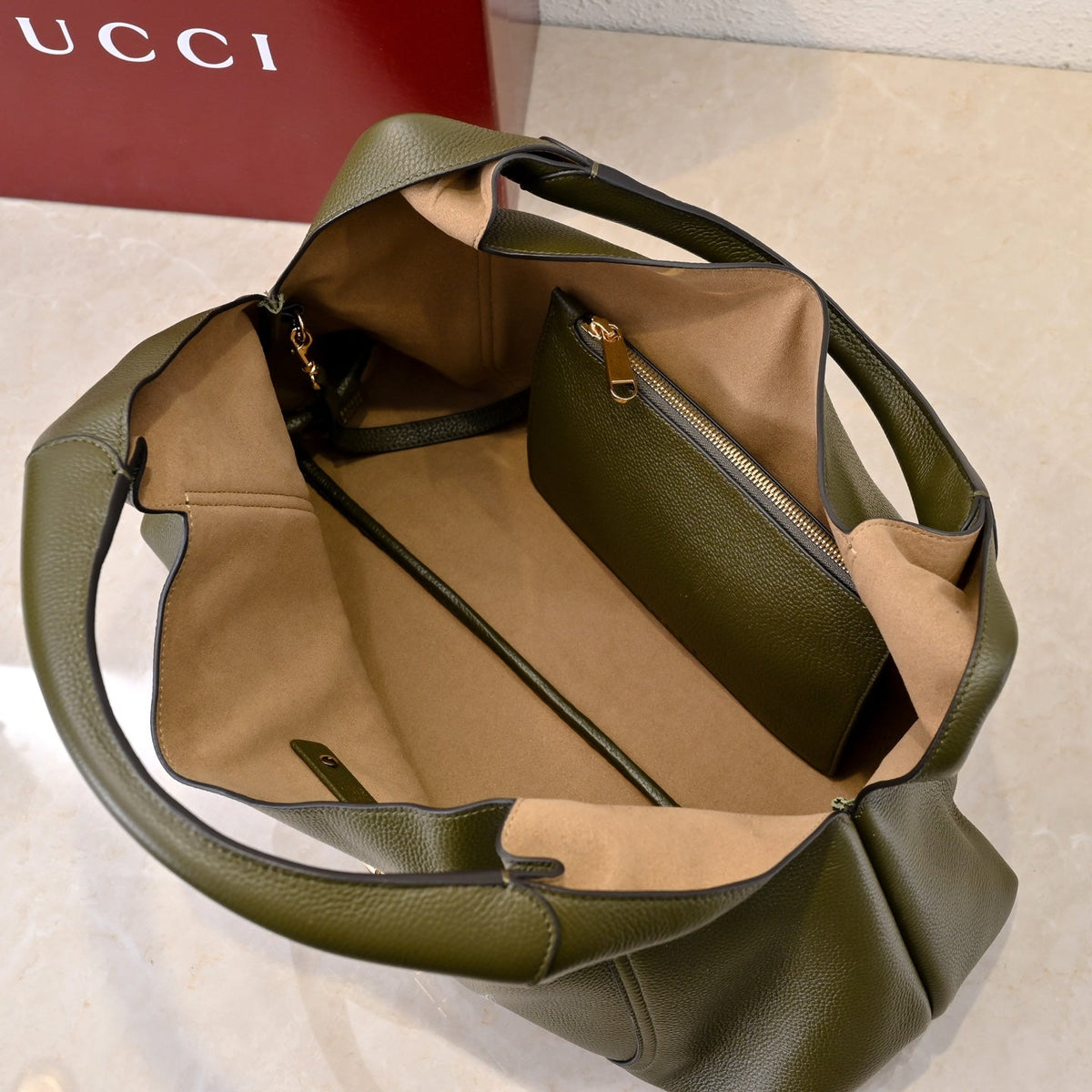 Gucci Softbit Large Shoulder Bag – 837466