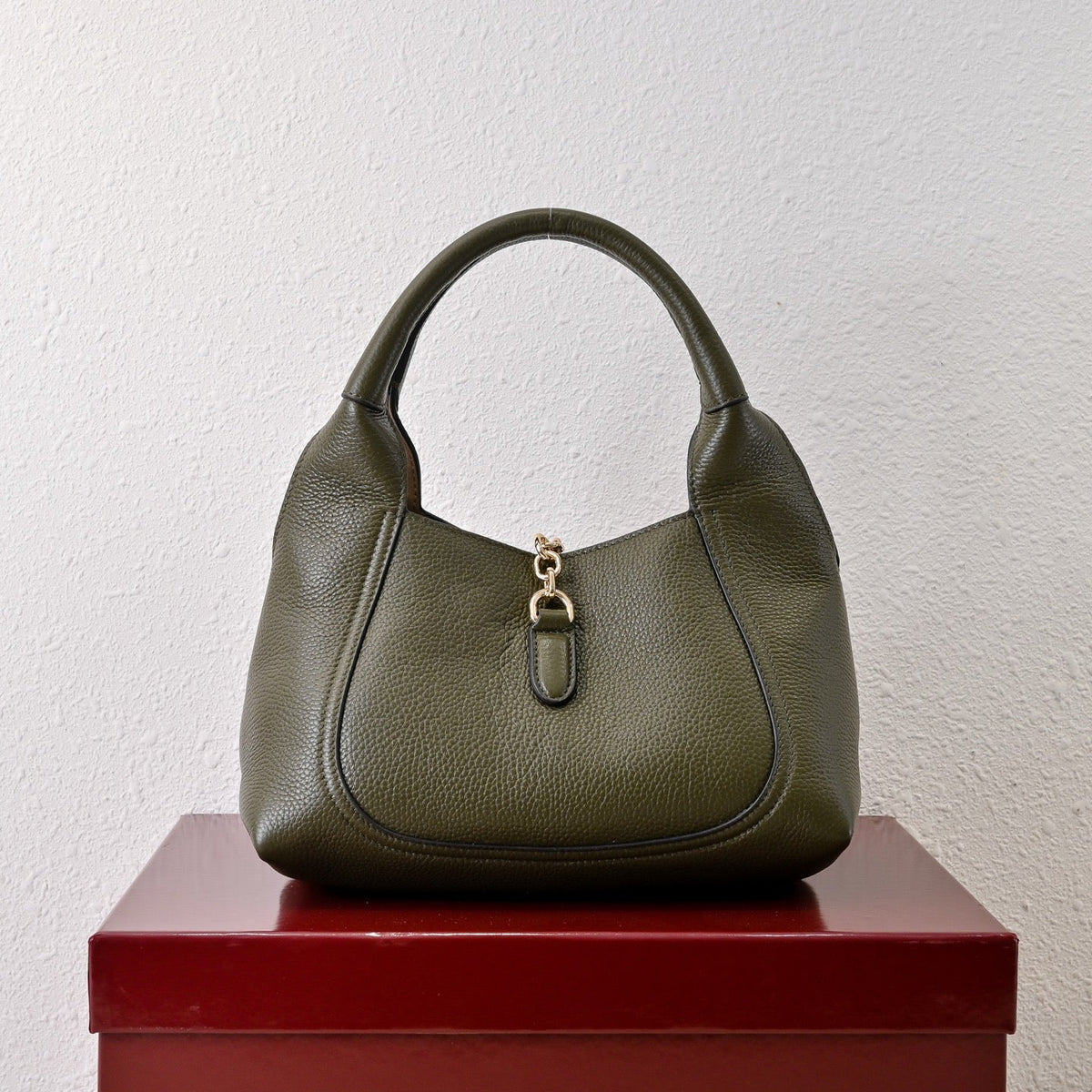 Gucci Softbit Medium Top Handle Bag – 837467