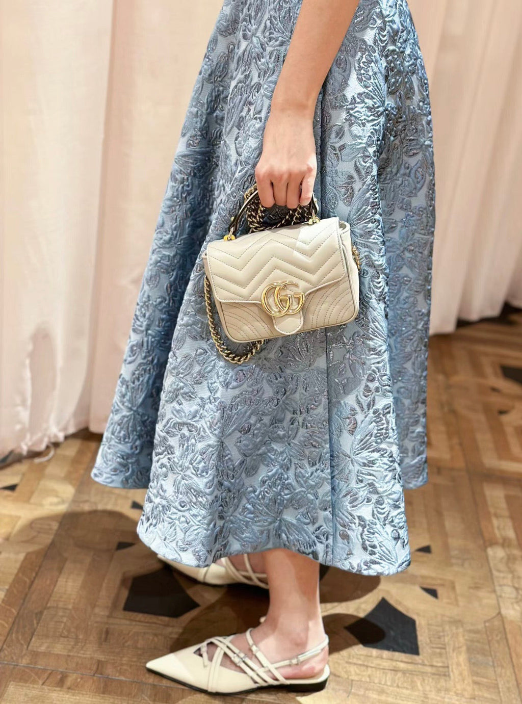 Gucci GG Marmont Mini Top Handle Bag – 811238