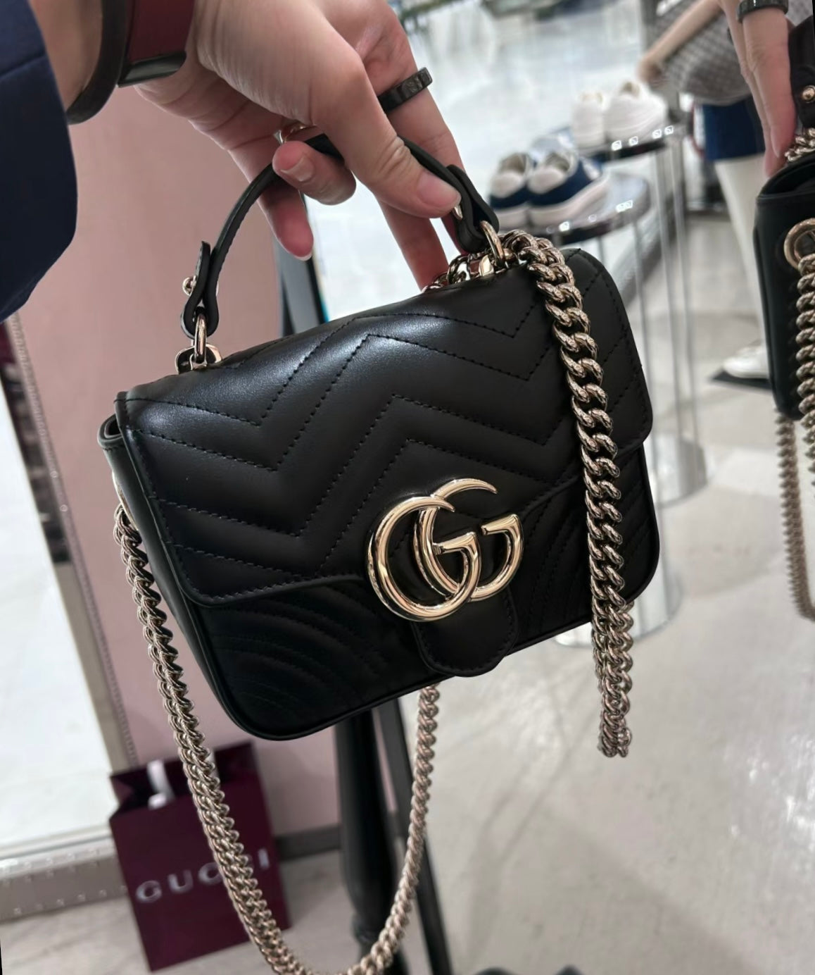 Gucci GG Marmont Mini Top Handle Bag – 811238