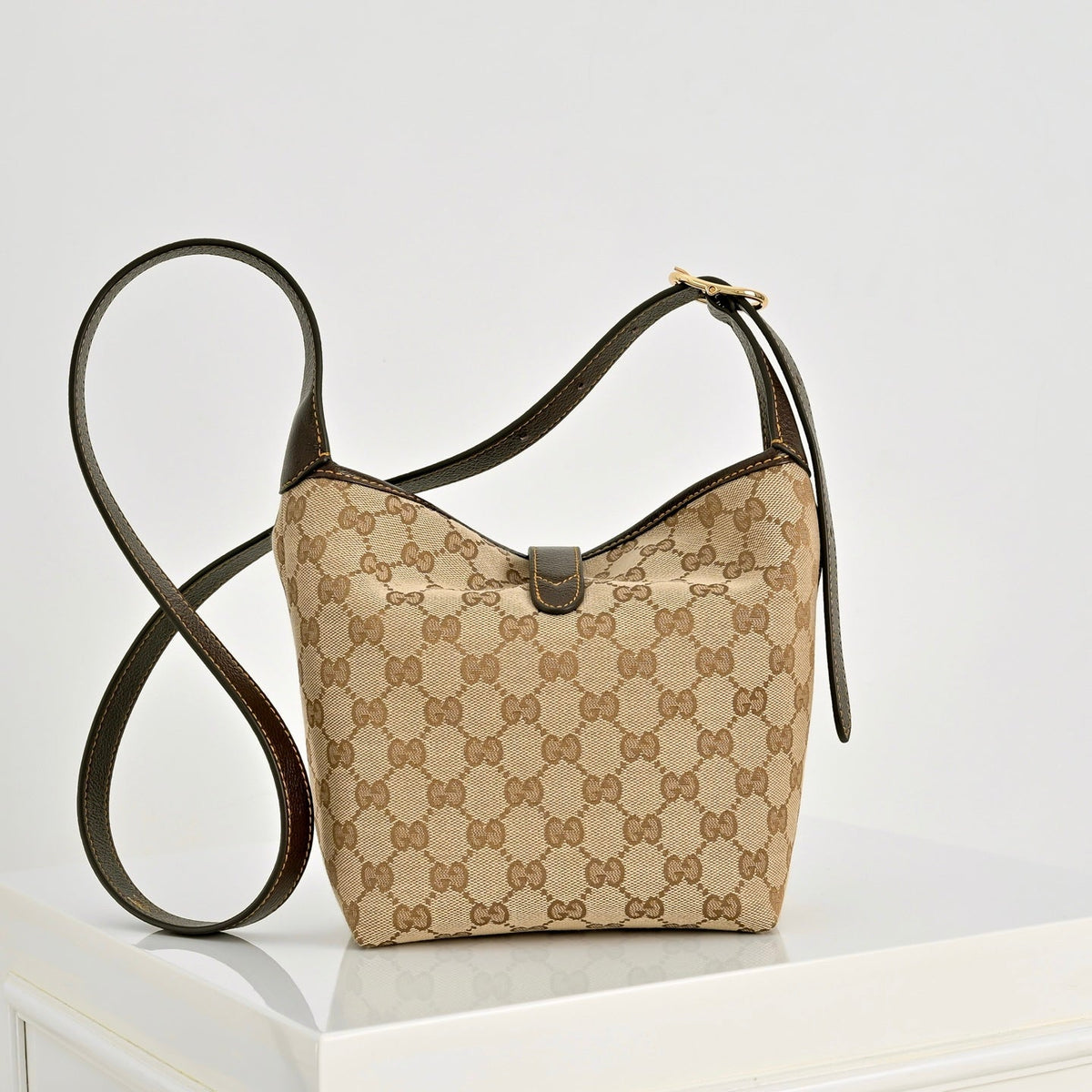 Gucci GG Jackie Mini Crossbody Bag – A002LF