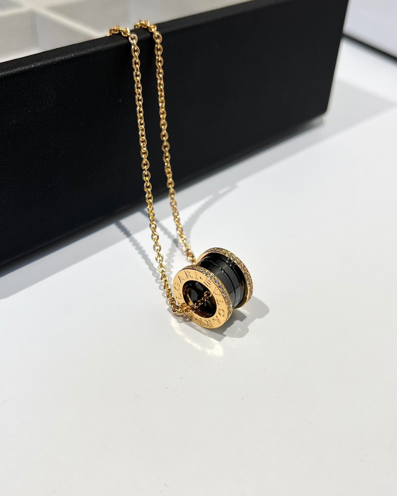 BVLGARI ZERO 1 BLACK CERAMIC DIAMOND PINK GOLD NECKLACE